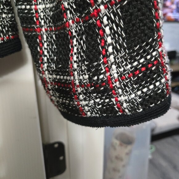 Liz Claiborne Black & Red Plaid Tweed Jacket – Classic Button-Front Blazer Sz 14 - Picture 4 of 10